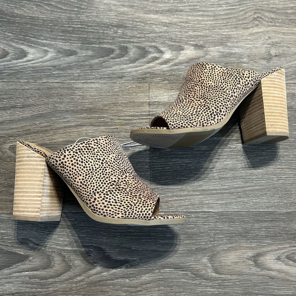 Dolce Vita Berret Mules Sandals 8.5 Leopard Print Open Toe Block Chunky Heels